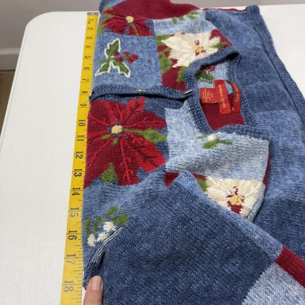 VTG Northern Isles Women‎ Holiday Cardigan Sweater Size S Christmas Poinsettia - Picture 11 of 12
